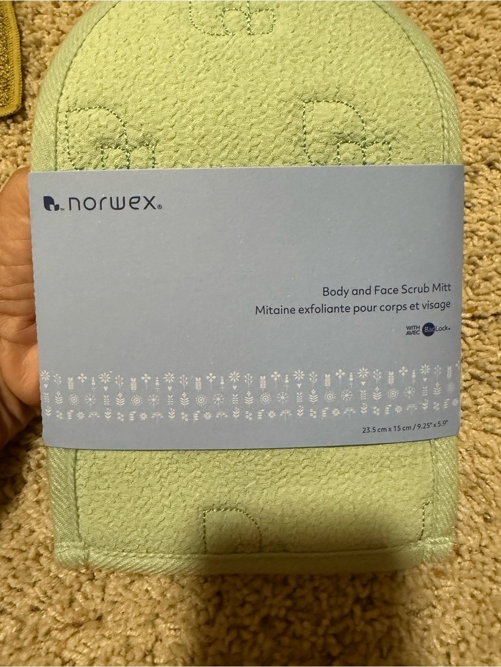 Norwex Body and Scrub Mitt
